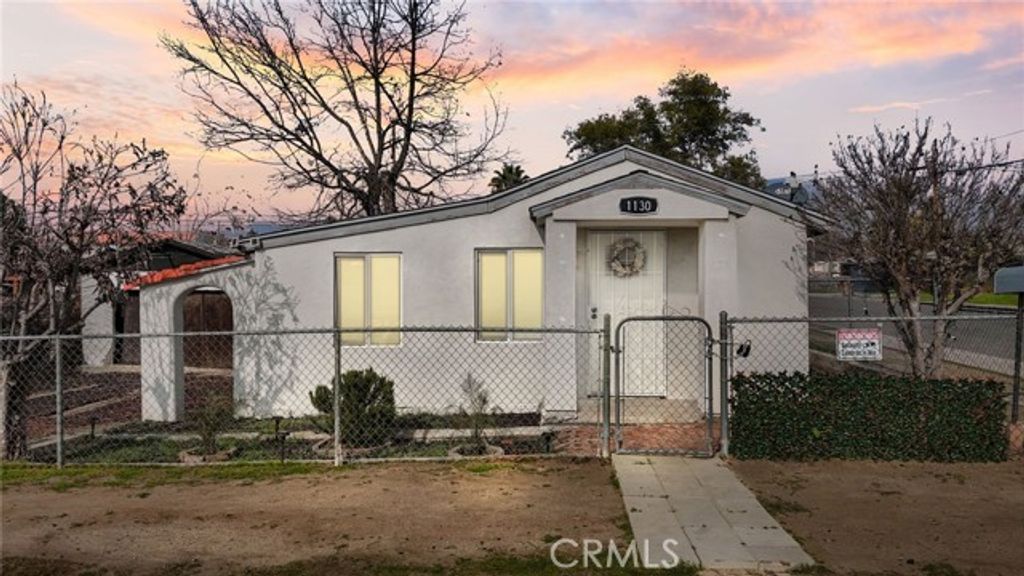 1130 Jeffrey St, Bakersfield, CA 93305