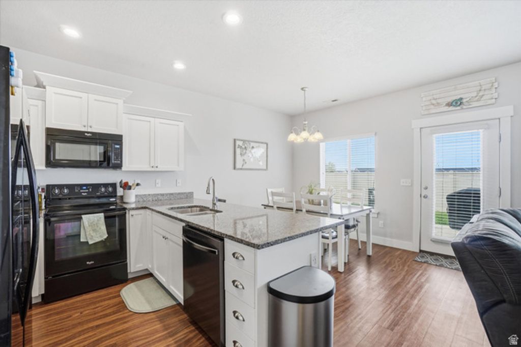 Image 3 of property listing at 3445 KENNA LN #1, West Haven, UT 84401