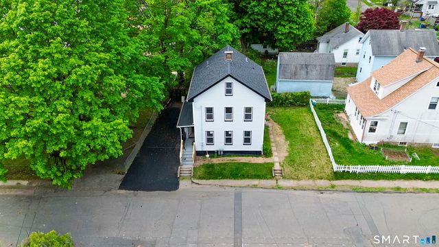 16 Winthrop Street, Meriden, CT 06451