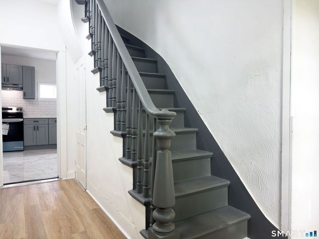16 Winthrop Street, Meriden, CT 06451
