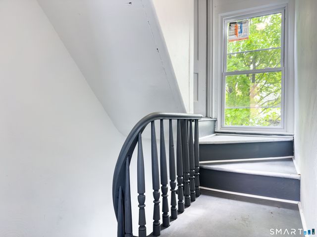 16 Winthrop Street, Meriden, CT 06451