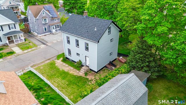 16 Winthrop Street, Meriden, CT 06451