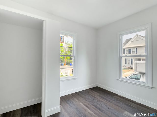 16 Winthrop Street, Meriden, CT 06451