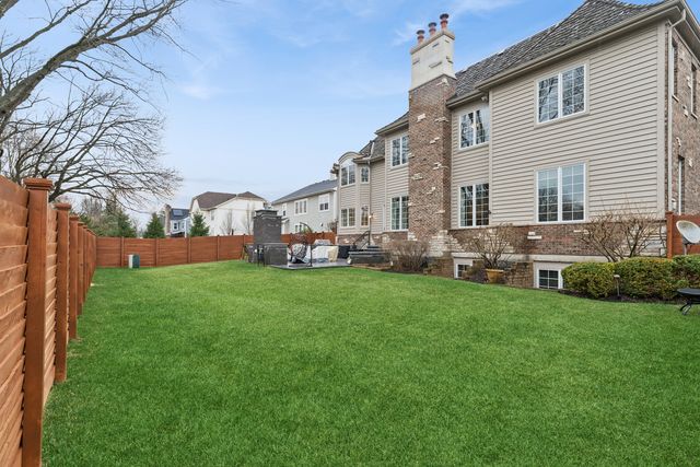611 Ames Street, Libertyville, IL 60048