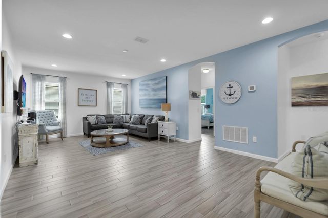 5248 OAKBOURNE AVENUE, Davenport, FL 33837