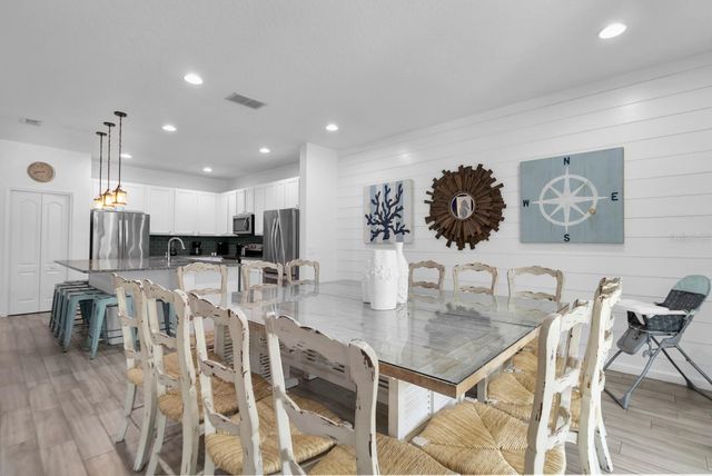 5248 OAKBOURNE AVENUE, Davenport, FL 33837