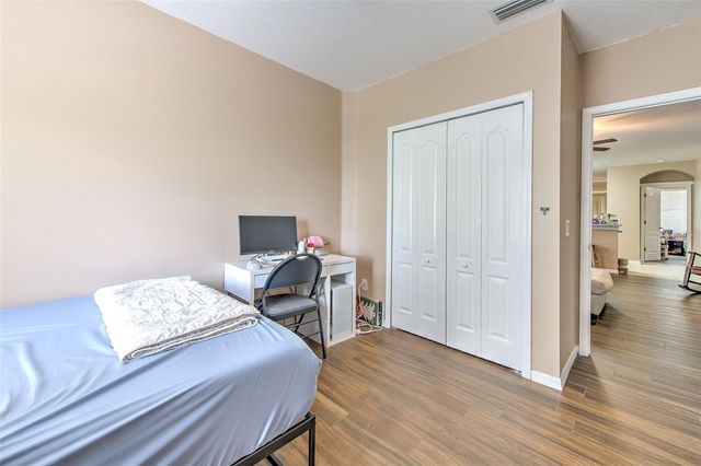 5843 WRENWATER, Lithia, FL 33547
