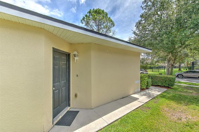 5843 WRENWATER, Lithia, FL 33547