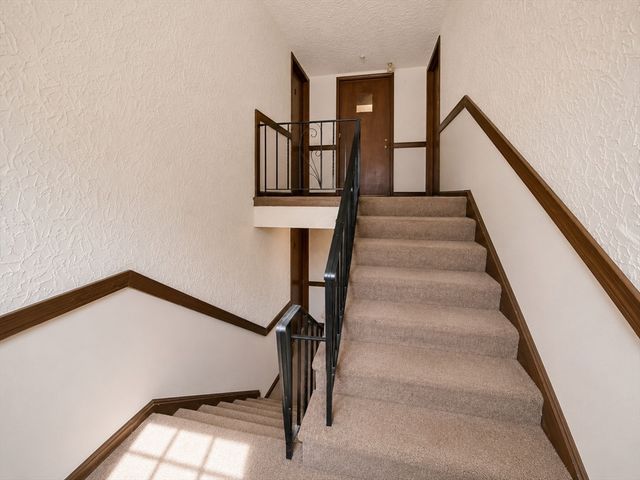 53 Swanson Ct 33C, Boxborough, MA 01719