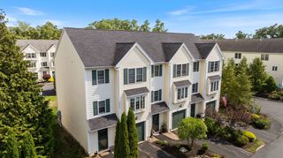 9 Partridge Ln A, Salisbury, MA 01952