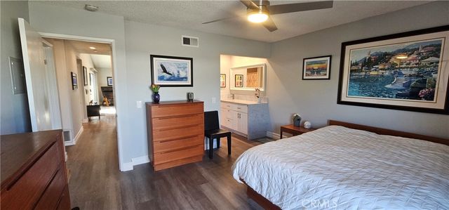 8566 Trinity Circle 817D, Huntington Beach, CA 92646
