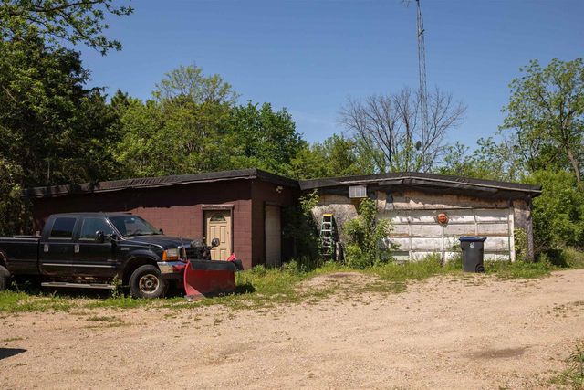 719 S Main Street, Westfield, WI 53964