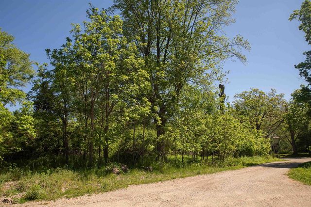 719 S Main Street, Westfield, WI 53964