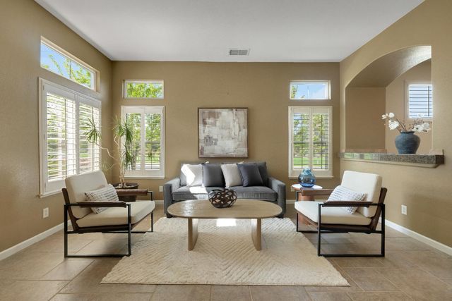 1648 Blackbird St, Roseville, CA 95747