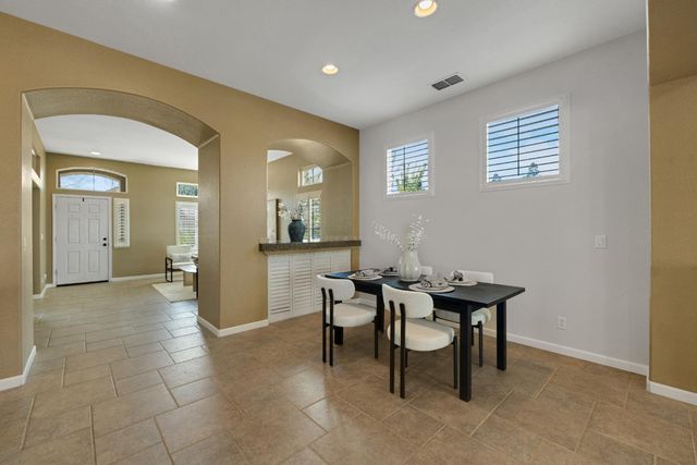 1648 Blackbird St, Roseville, CA 95747