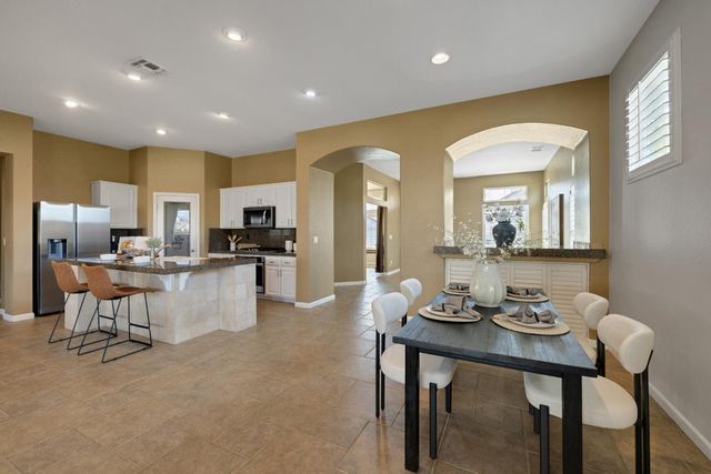 1648 Blackbird St, Roseville, CA 95747