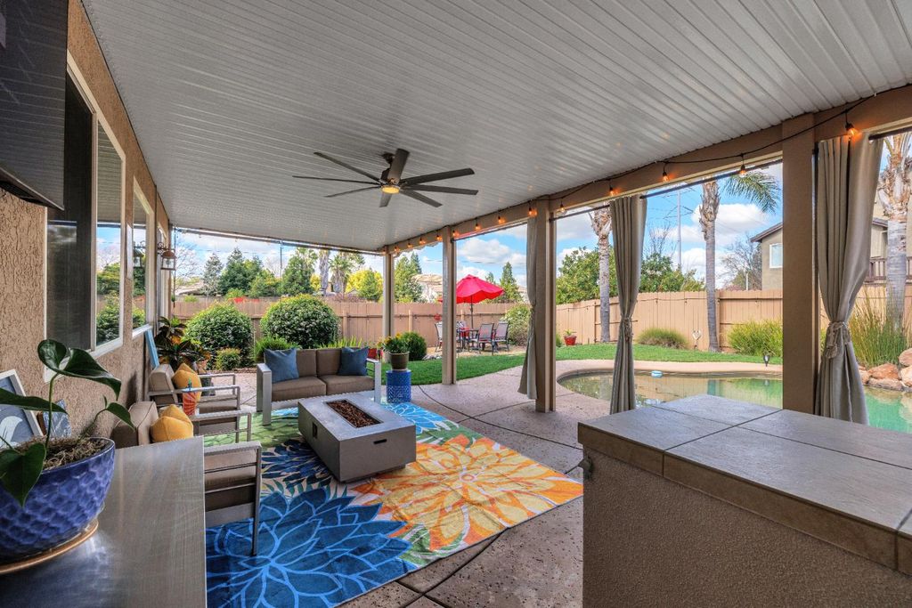 1648 Blackbird St, Roseville, CA 95747