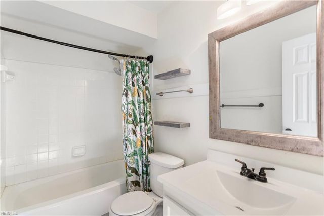 3840 Aberdeen CT, Virginia Beach, VA 23453