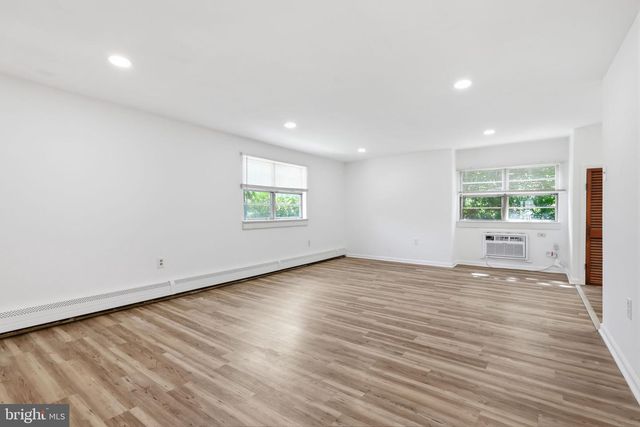 343 SUMMER AVE, Horsham, PA 19044