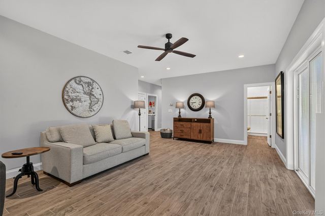 15 Alpine Lane, Washingtonville, NY 10992