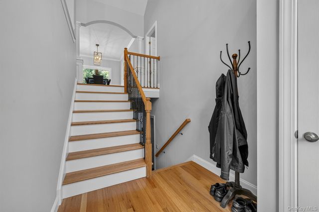 15 Alpine Lane, Washingtonville, NY 10992