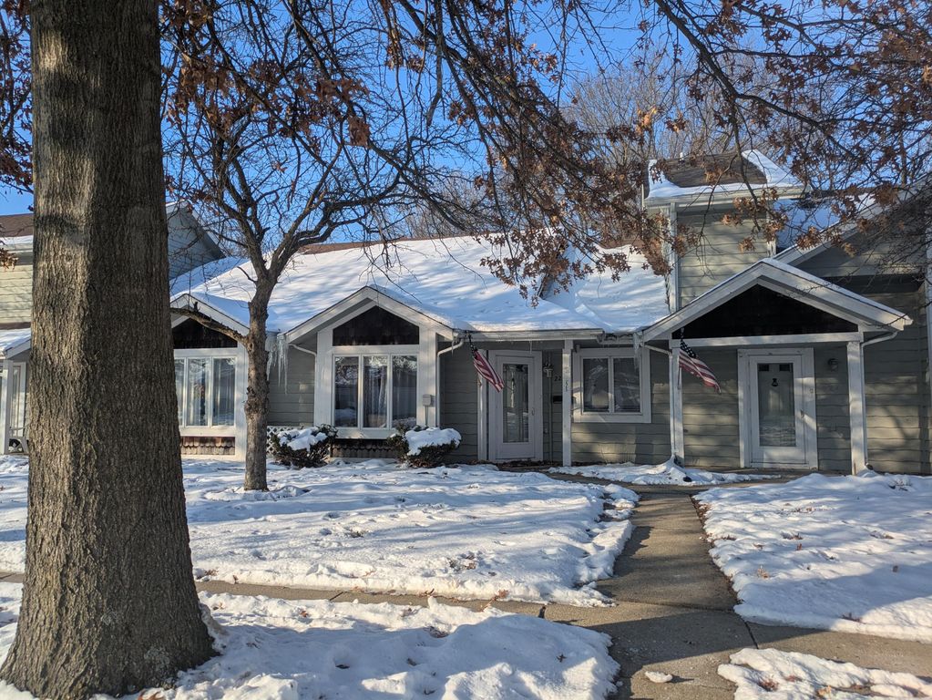 225 Clinton Street, Lowell, IN 46356