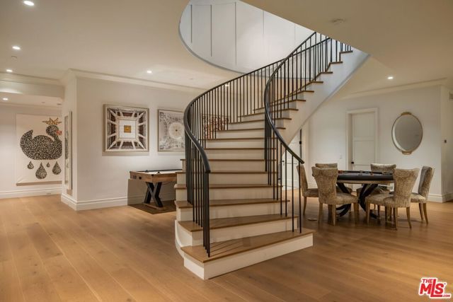22 Oakmont Drive, Los Angeles, CA 90049
