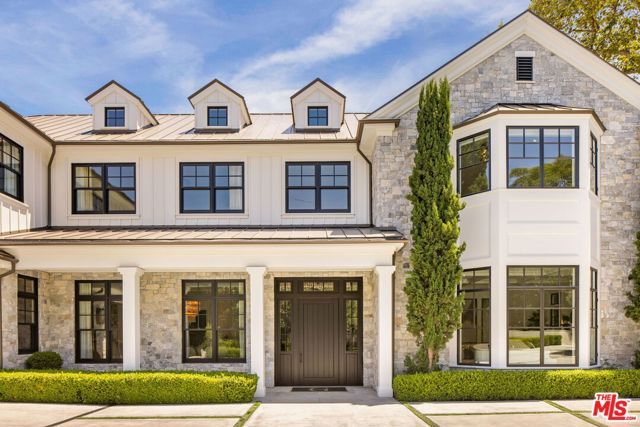 22 Oakmont Drive, Los Angeles, CA 90049