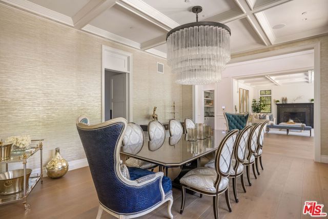 22 Oakmont Drive, Los Angeles, CA 90049