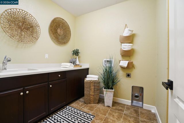 1390 Springdale Ct., Brentwood, CA 94513