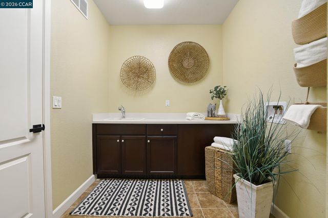 1390 Springdale Ct., Brentwood, CA 94513
