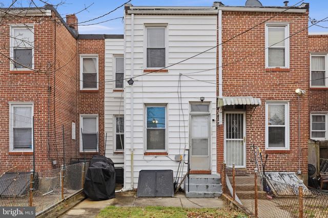 2854 LAKE AVE, Baltimore, MD 21213
