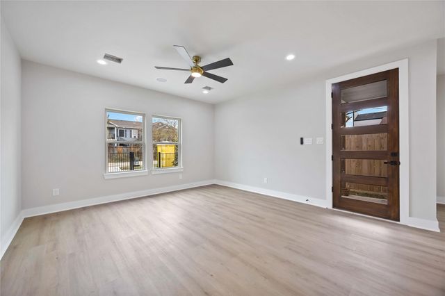 8310 Mariah Street B, Houston, TX 77051