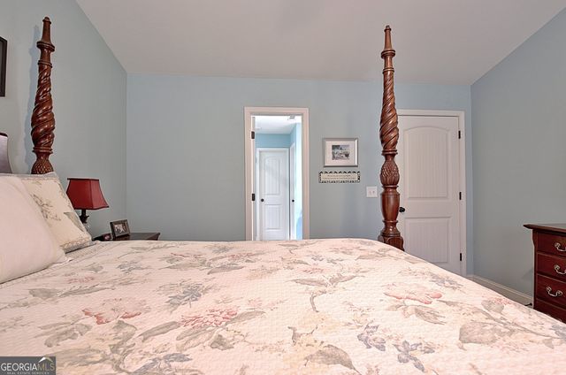 96 E Gordon Road, Newnan, GA 30263