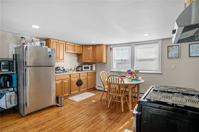 100 Pond Street, Pawtucket, RI 02860