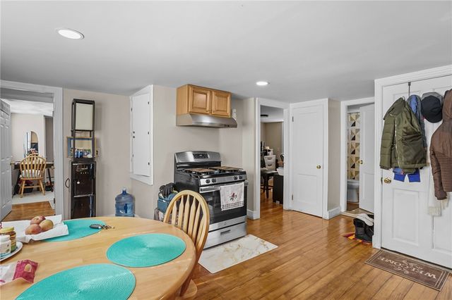 100 Pond Street, Pawtucket, RI 02860