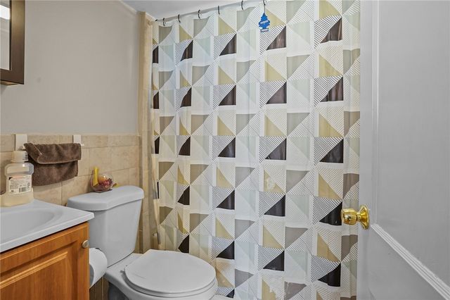 100 Pond Street, Pawtucket, RI 02860