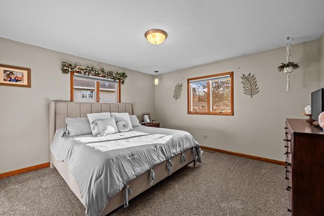 5751 HONEYSUCKLE COURT, Wisconsin Rapids, WI 54494