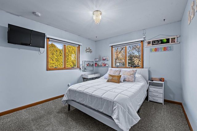 5751 HONEYSUCKLE COURT, Wisconsin Rapids, WI 54494