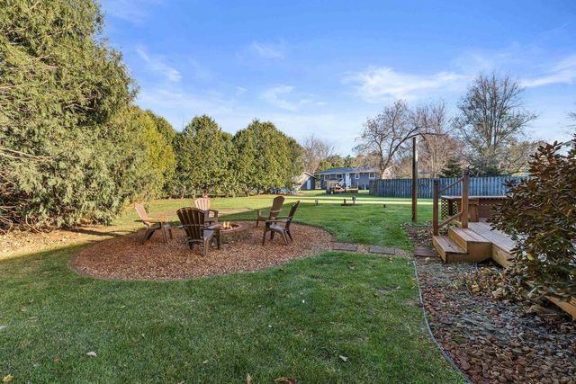 5751 HONEYSUCKLE COURT, Wisconsin Rapids, WI 54494