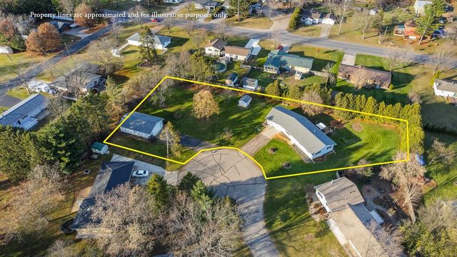 5751 HONEYSUCKLE COURT, Wisconsin Rapids, WI 54494