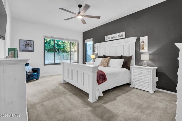 6913 W ABRAHAM Lane, Glendale, AZ 85308