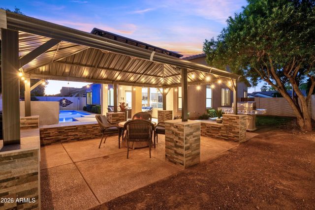 6913 W ABRAHAM Lane, Glendale, AZ 85308