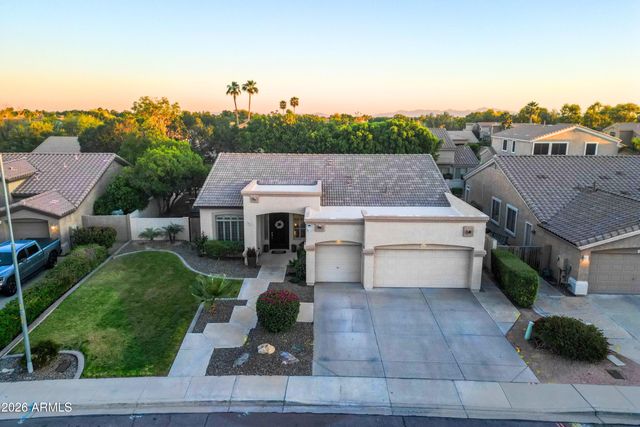 6913 W ABRAHAM Lane, Glendale, AZ 85308