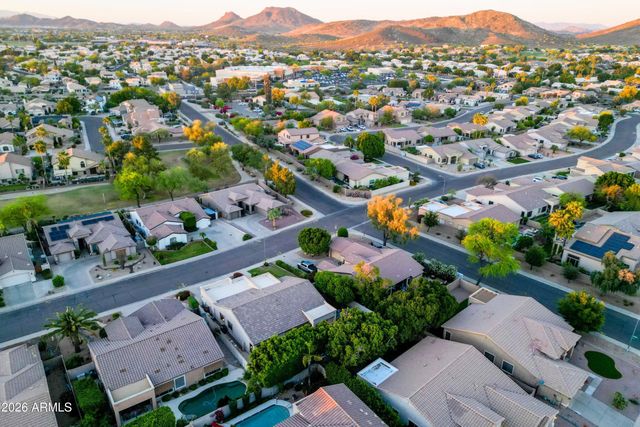 6913 W ABRAHAM Lane, Glendale, AZ 85308