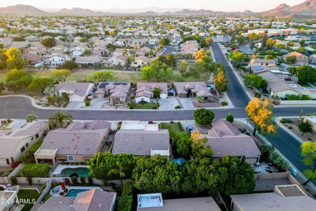 6913 W ABRAHAM Lane, Glendale, AZ 85308