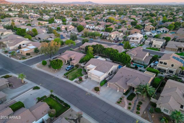 6913 W ABRAHAM Lane, Glendale, AZ 85308