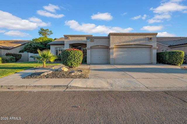 6913 W ABRAHAM Lane, Glendale, AZ 85308