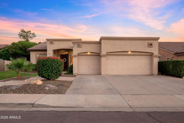 6913 W ABRAHAM Lane, Glendale, AZ 85308