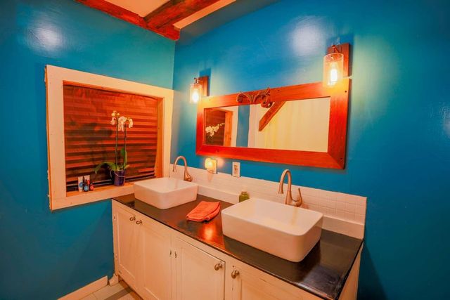 1312 Macintosh Hill Road, Bethel, VT 05060